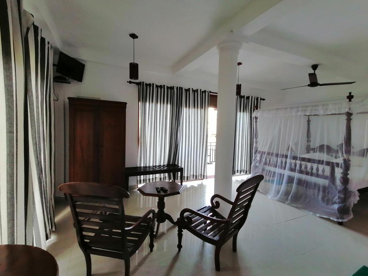 Seaview Deepal Villa ウナワトゥナ エクステリア 写真